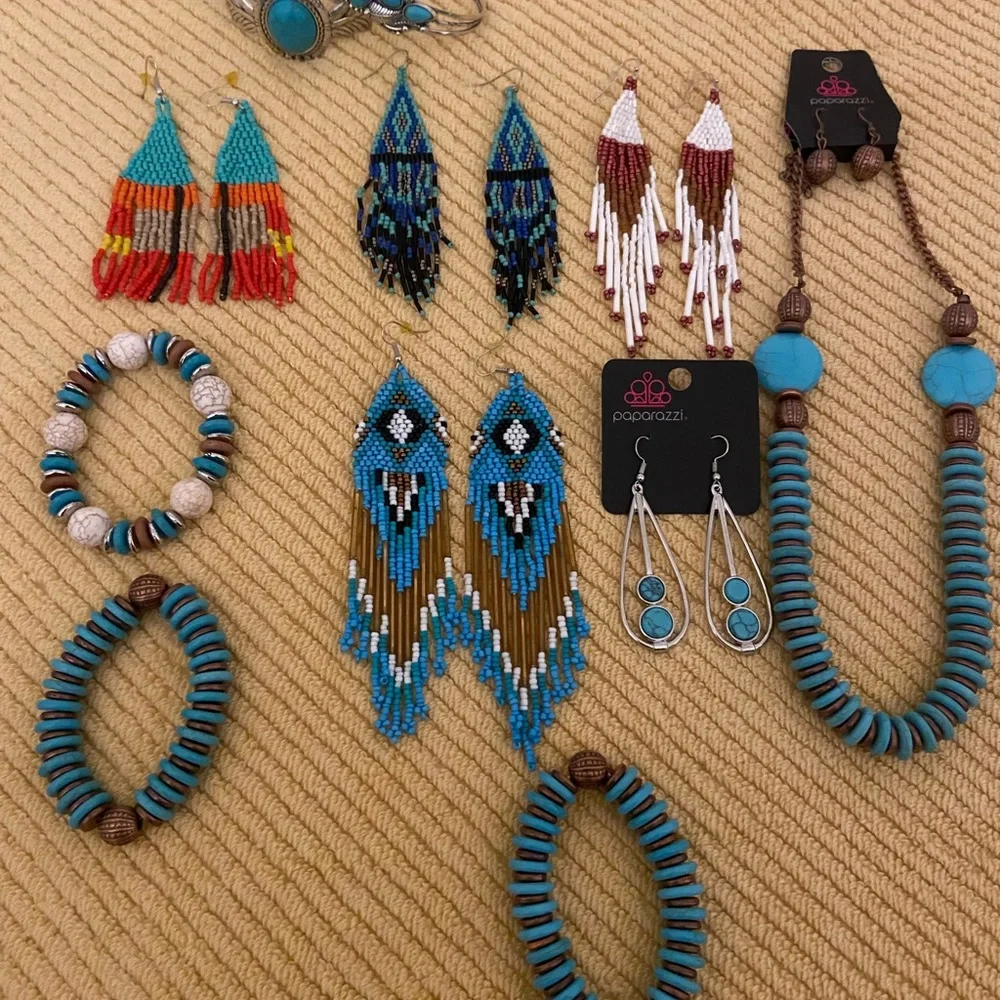 Jewelry - Picture 9 of 13